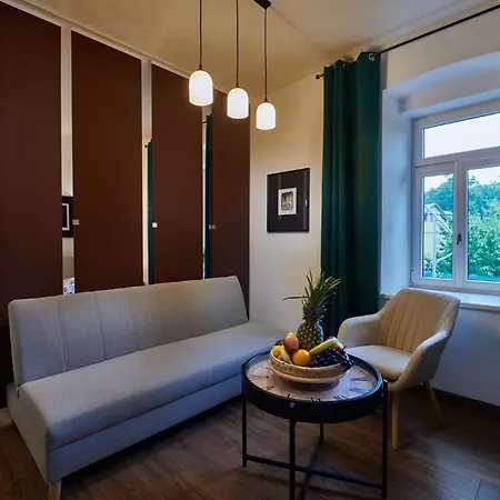 Apartment Gallery *
