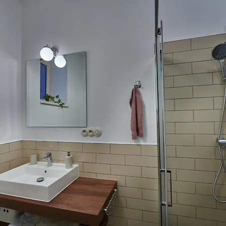 Gallery Apartment *